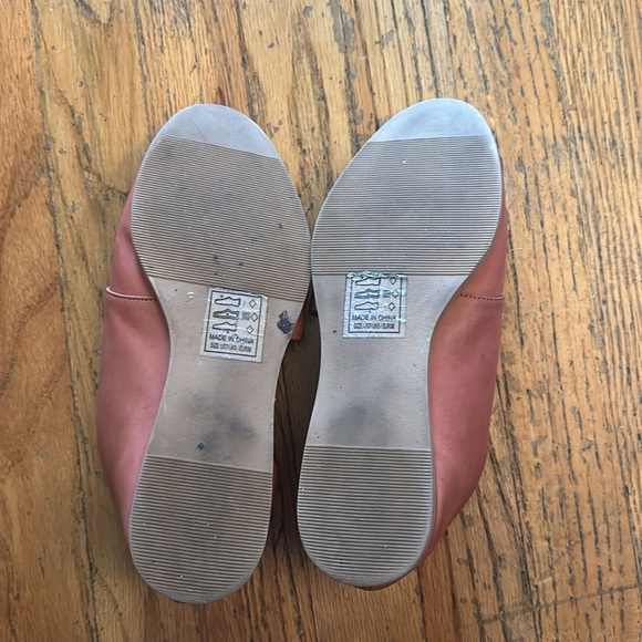 Mauve / pink flats with cutout - Picture 4 of 4